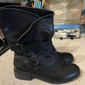 Pierre Dumas Black Midi Boot with Buckle Size 8 - EUC